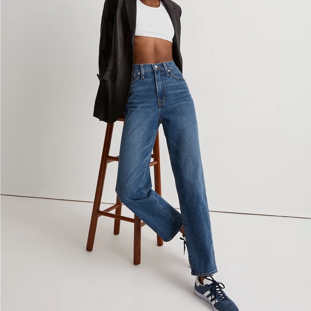 The Petite Perfect Vintage Straight Jean in Mayfield Wash / PETITE 25